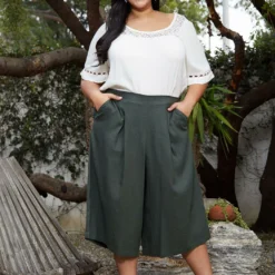 Pleione Plus Size Pleated Wide Leg Capris