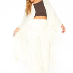 ENCREME Plus Size Shimmer Hinted Wide Sleeve Cardigan