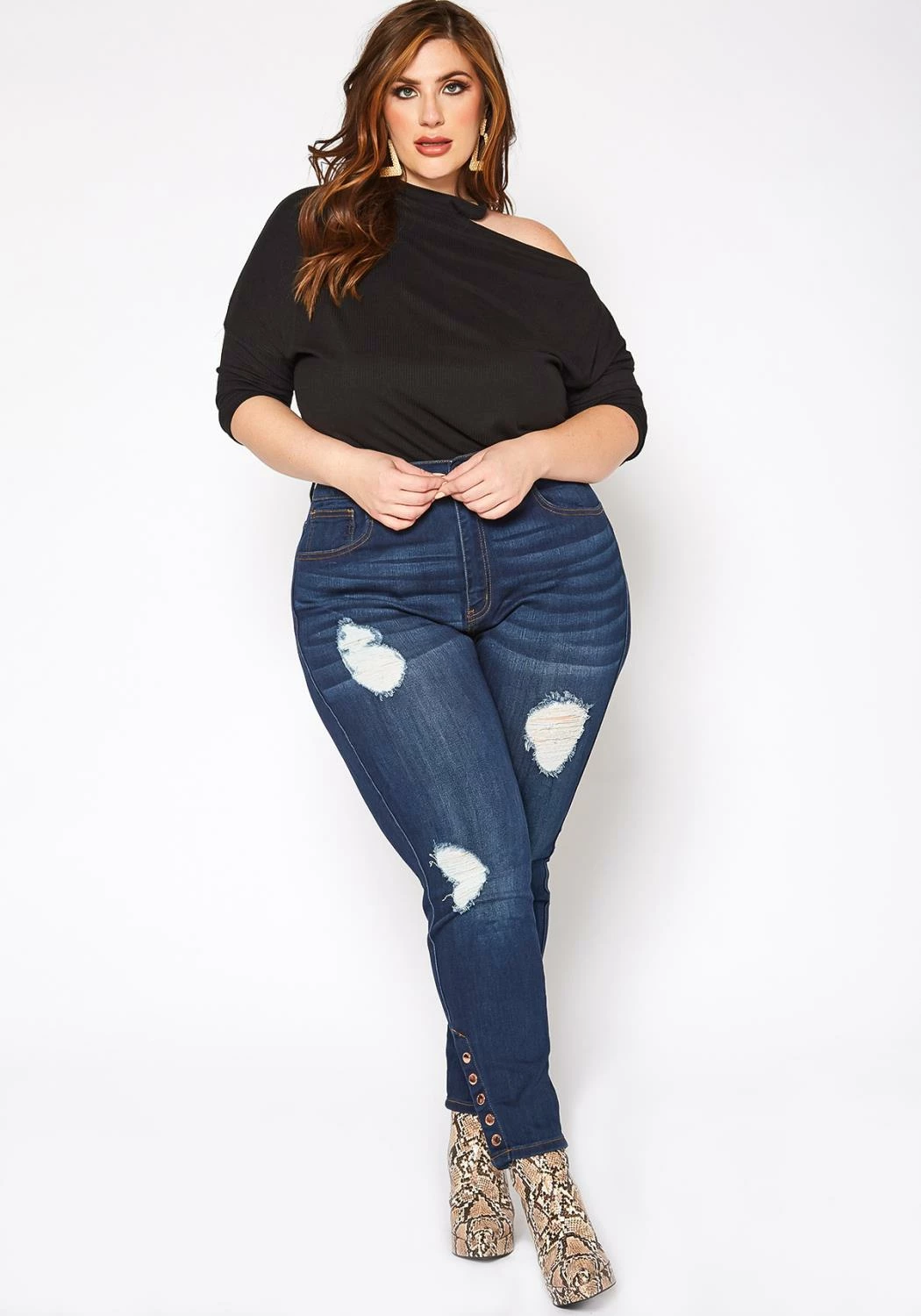 Vibrant Plus Size Button Detailed Denim Skinny Jean 3 Vibrant Plus Size Button Detailed Denim Skinny Jean - Image 3