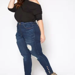 Vibrant Plus Size Button Detailed Denim Skinny Jean