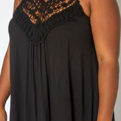 Asoph Plus Size Crochet Hem Cami Top 9 Asoph Plus Size Crochet Hem Cami Top -Radiant Drape Sales 2017631 001 4