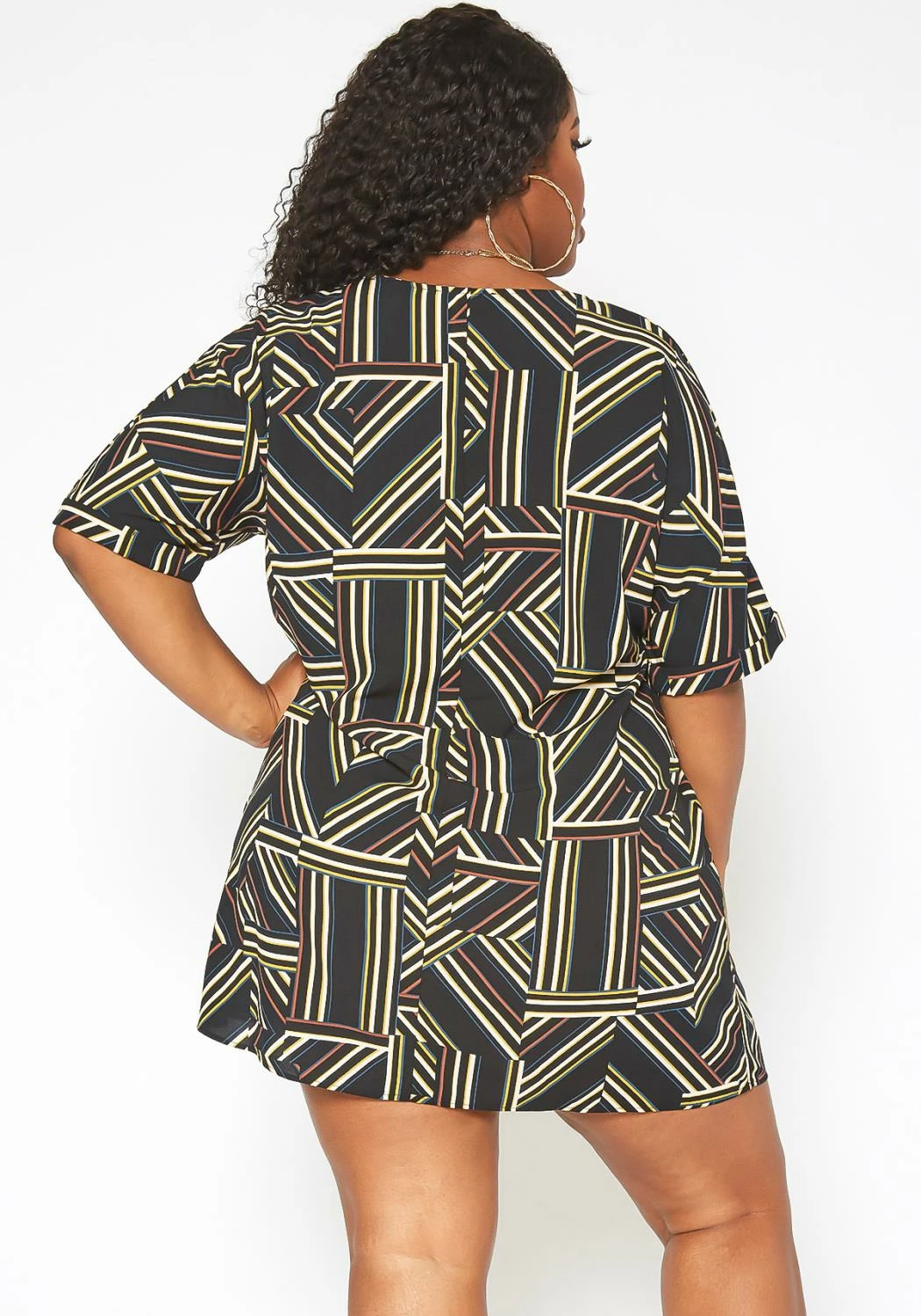 Asoph Plus Size Geometrical Striped Tee Shirt Mini Dress 5 Asoph Plus Size Geometrical Striped Tee Shirt Mini Dress - Image 5