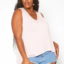 Asoph Plus Size Lace Hem V Neck Tank Top