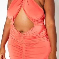 Asoph Plus Size Halter Neck Ruched Bodycon Mini Dress 9 Asoph Plus Size Halter Neck Ruched Bodycon Mini Dress -Radiant Drape Sales 2018349 109 4