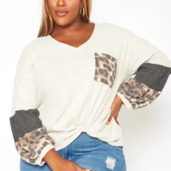 Plus Size Waffle Knit Color Block Sweater