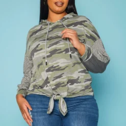 Plus Size Pattern Splice Hooded Sweater