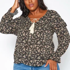 Plus Size Floral Print Long Sleeve Top