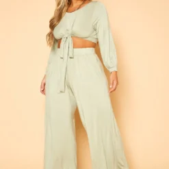 Plus Size Tie Front Crop Top & Pants Set