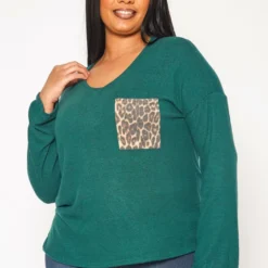 Plus Size Snakeskin Pocket Hem Long Sleeve Shirt