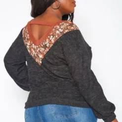 Plus Size Floral Print V Neck Long Sleeve Top -Radiant Drape Sales 2019283 108 3