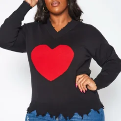 Plus Size Heart Graphic Print Distressed Sweater