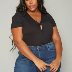 Plus Size Ribbed V Neck Short Sleeve Bodysuit