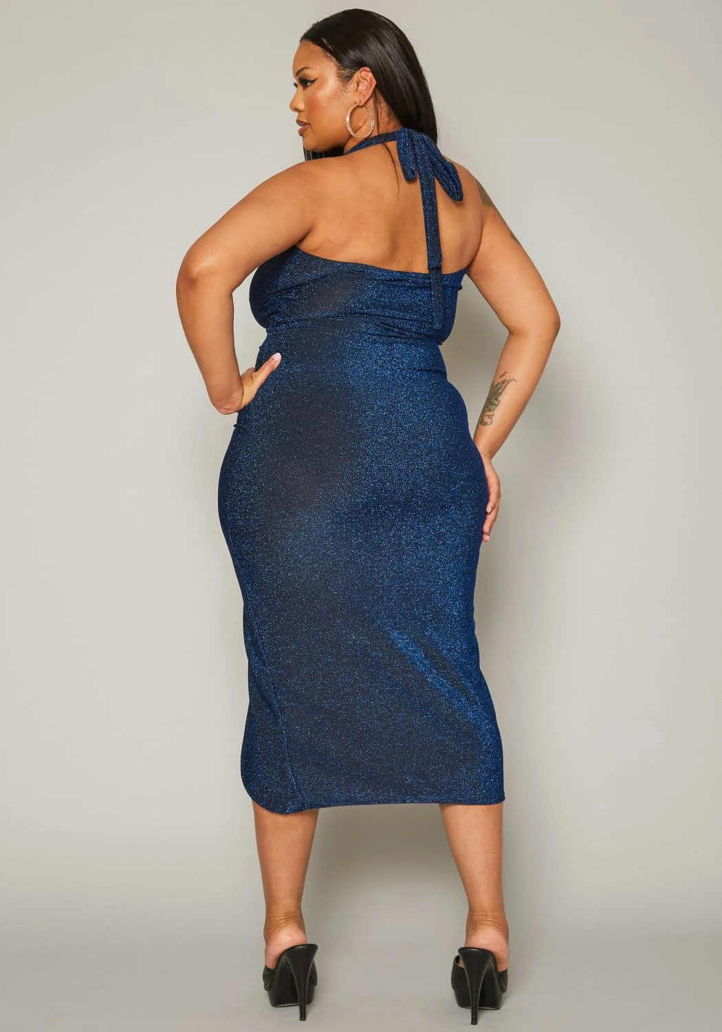 Plus Size Shimmer Halter Neck Bodycon Dress 4 Plus Size Shimmer Halter Neck Bodycon Dress - Image 4