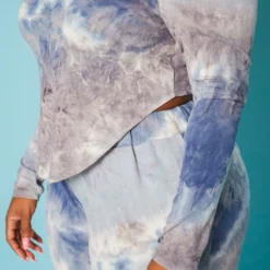 Plus Size Multi Print Crop Top & Flare Pants Set 9 Plus Size Multi Print Crop Top & Flare Pants Set -Radiant Drape Sales 2019616 007 3