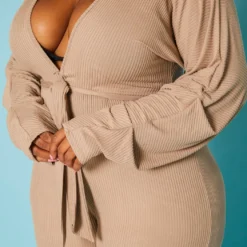 Plus Size Ribbed Deep V Neck Flare Jumpsuit -Radiant Drape Sales 2019617 190 4