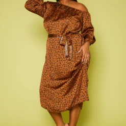 Plus Size Leopard Print Belted Satin Midi Dress 7 Plus Size Leopard Print Belted Satin Midi Dress -Radiant Drape Sales 2019623 106 2