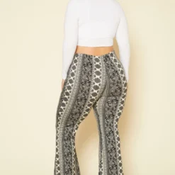 Plus Size Paisley Print Flare Leggings -Radiant Drape Sales 2020117 001 3