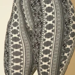 Plus Size Paisley Print Flare Leggings -Radiant Drape Sales 2020117 001 4