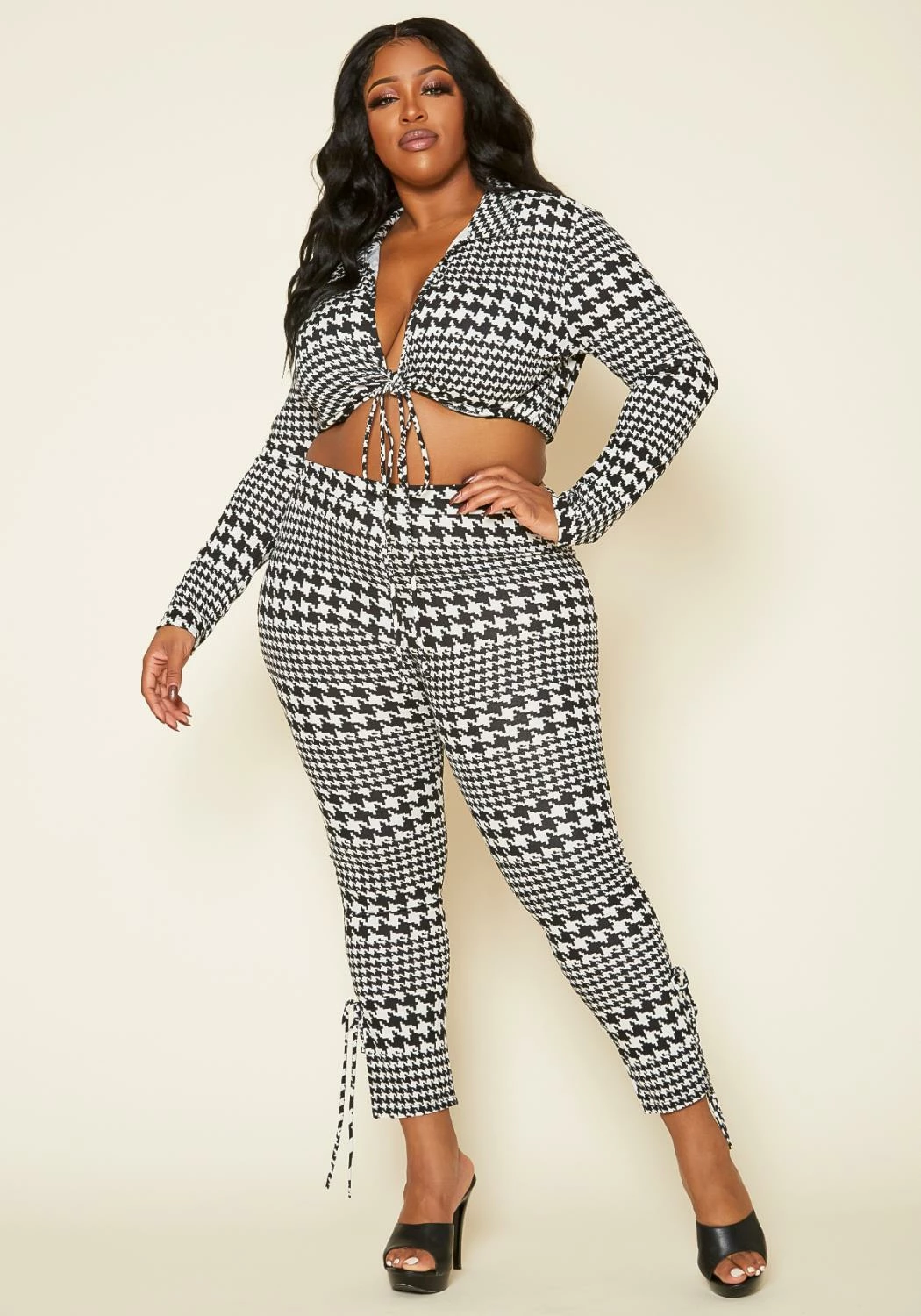 Plus Size Houndstooth Crop Top & Pants Set 1 Plus Size Houndstooth Crop Top & Pants Set