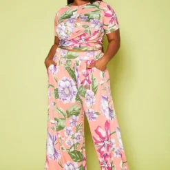 Plus Size Floral Crop Top & Pants Set