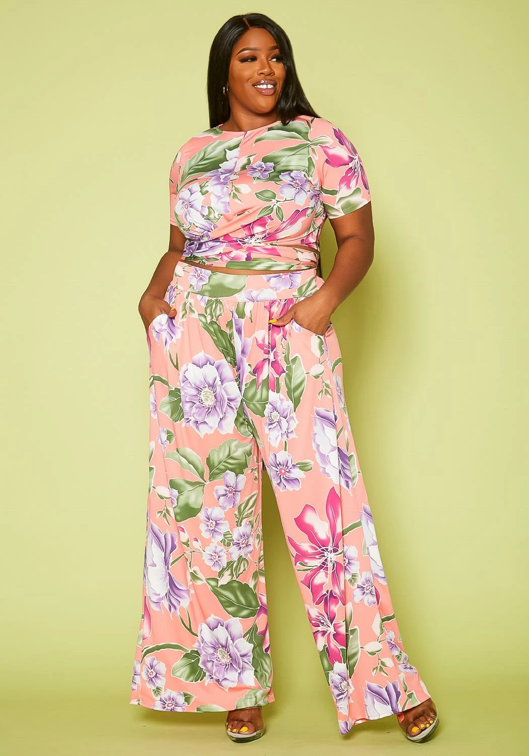 Plus Size Floral Crop Top & Pants Set 1 Plus Size Floral Crop Top & Pants Set