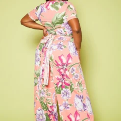 Plus Size Floral Crop Top & Pants Set 8 Plus Size Floral Crop Top & Pants Set -Radiant Drape Sales 2020343 002 4