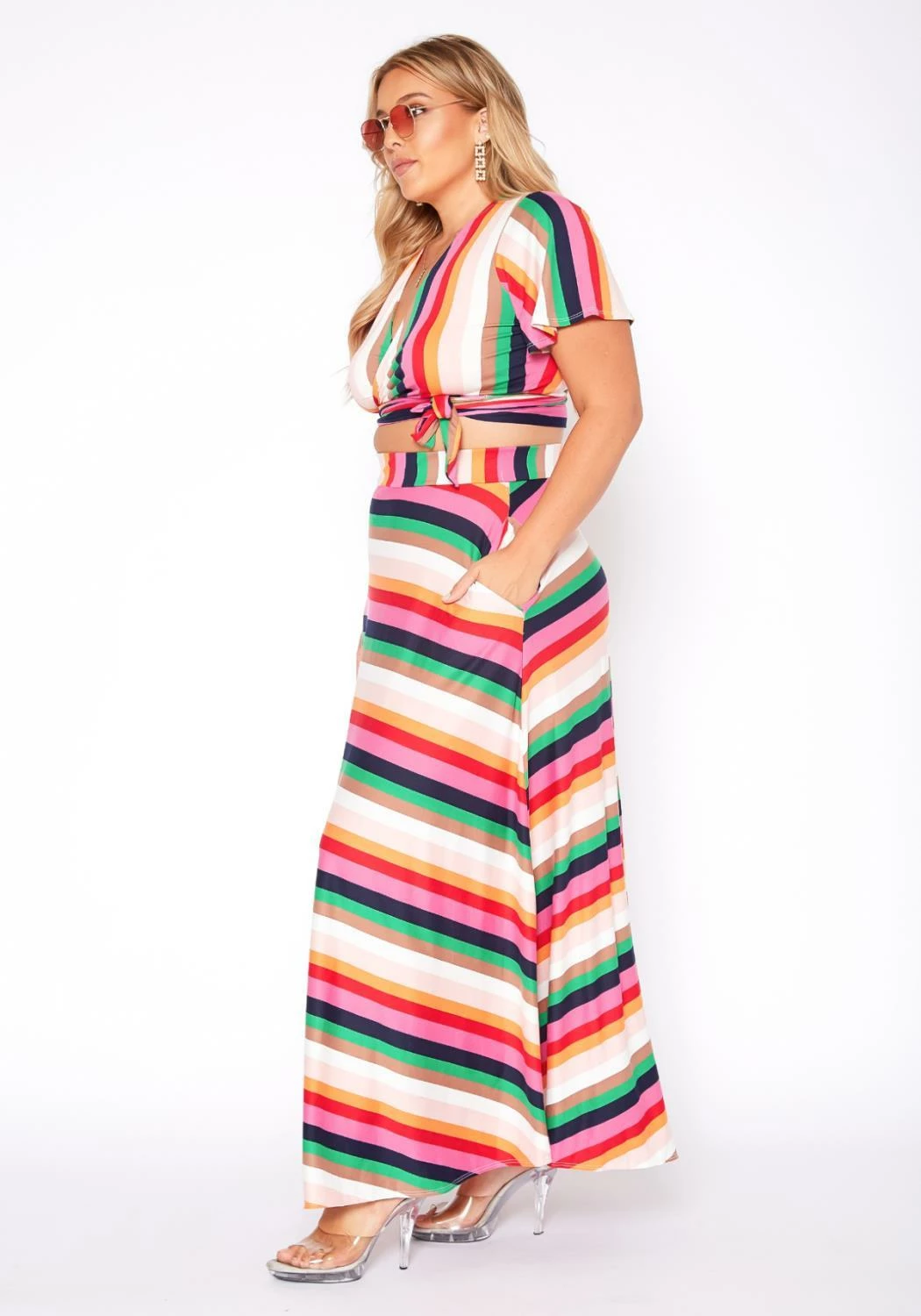 Plus Size Stripe Crop Top & Flare Maxi Skirt Set 4 Plus Size Stripe Crop Top & Flare Maxi Skirt Set - Image 4