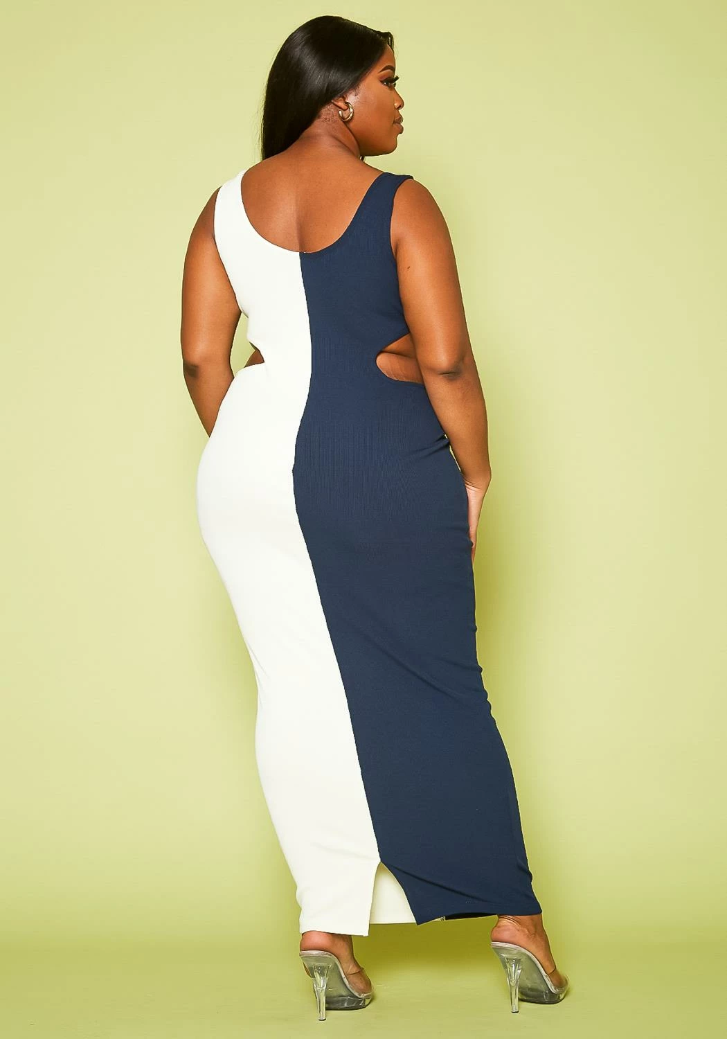 Plus Size Ribbed Two-Tone Color Cut Out Maxi Dress 5 Plus Size Ribbed Two-Tone Color Cut Out Maxi Dress - Image 5