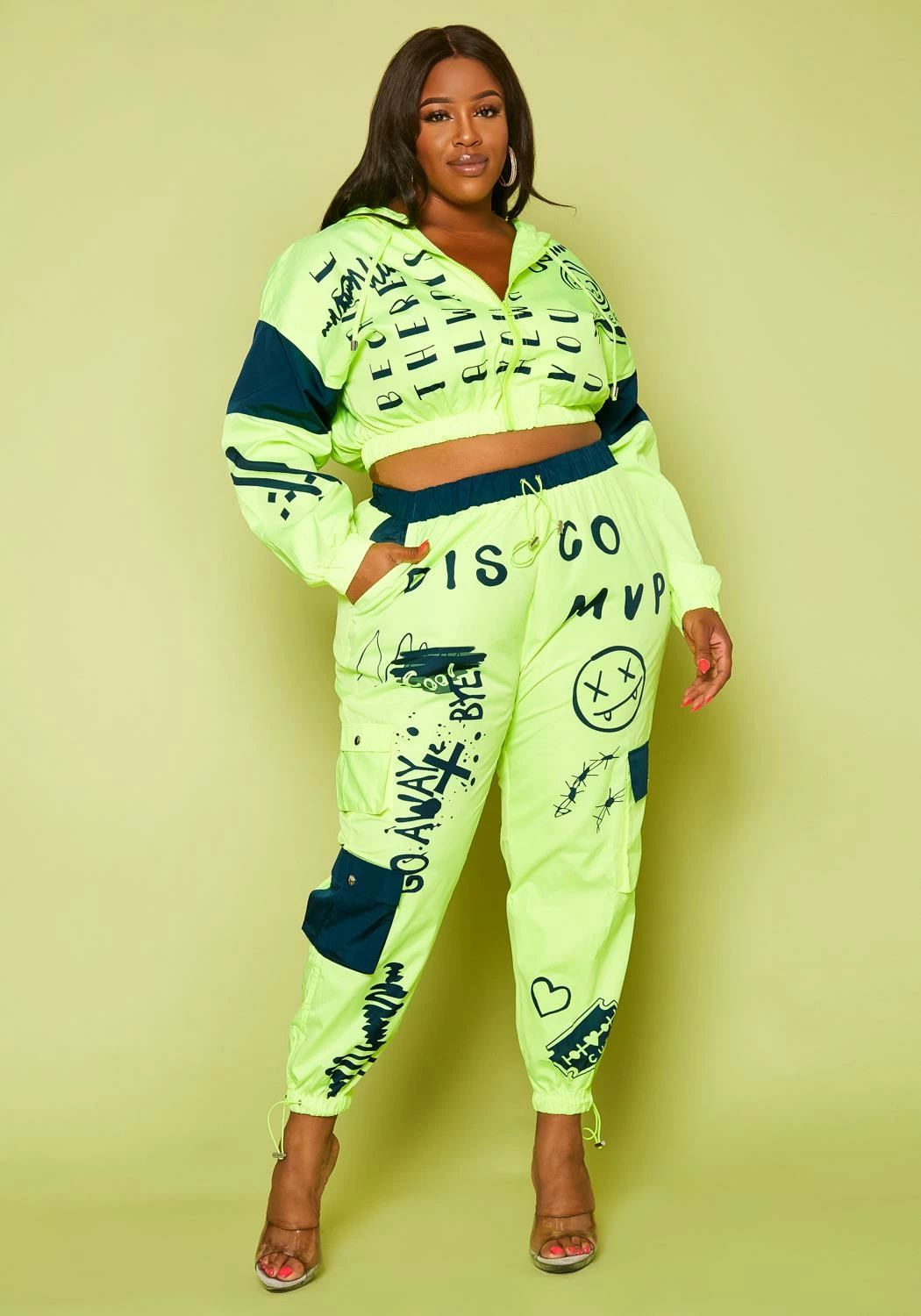 Plus Size Color Block Graphic Cropped Hoodie & Pants Set 1 Plus Size Color Block Graphic Cropped Hoodie & Pants Set