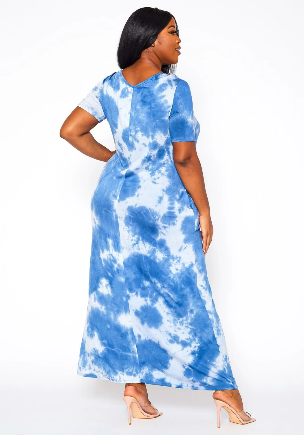 Plus Size Tie Dye V-Neck Short Sleeve Maxi Dress 5 Plus Size Tie Dye V-Neck Short Sleeve Maxi Dress - Image 5