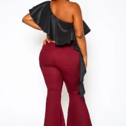 Plus Size Asymmetric Hem One Sleeve Crop Top 11 Plus Size Asymmetric Hem One Sleeve Crop Top -Radiant Drape Sales 2021131 001 4