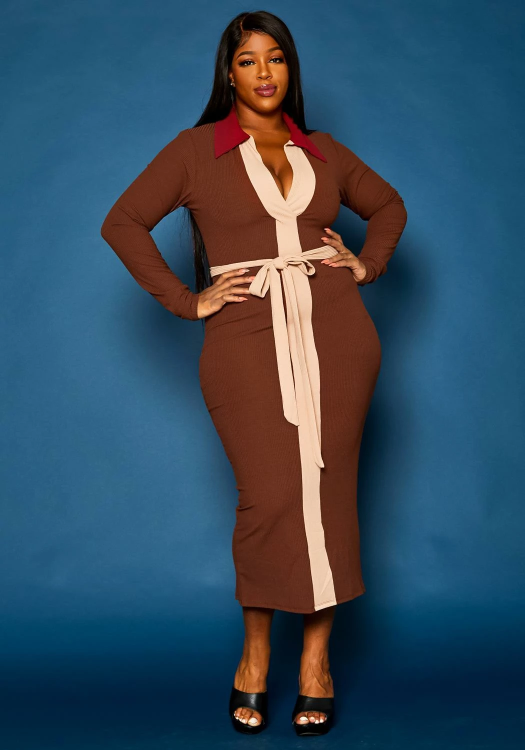 Plus Size Ribbed Knit Color Trim Midi Dress 3 Plus Size Ribbed Knit Color Trim Midi Dress - Image 3