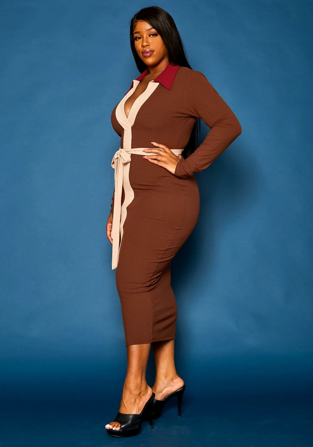 Plus Size Ribbed Knit Color Trim Midi Dress 4 Plus Size Ribbed Knit Color Trim Midi Dress - Image 4