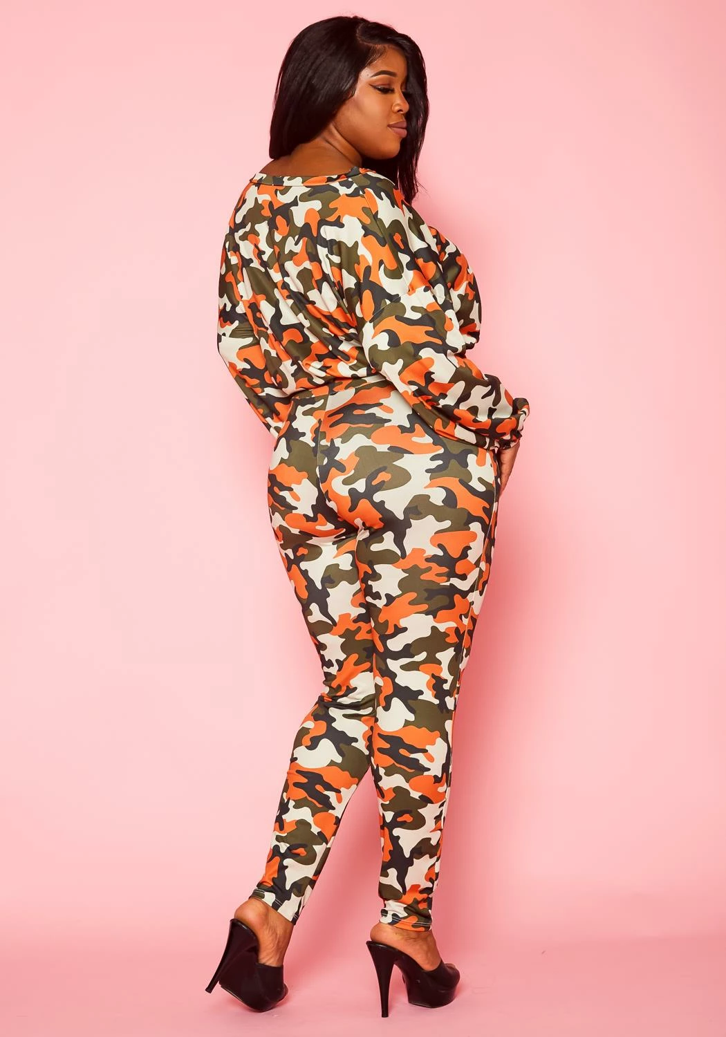 Plus Size Camo Pattern Matching Two Piece Set 5 Plus Size Camo Pattern Matching Two Piece Set - Image 5