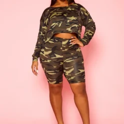 Plus Size Camo Print Lounge Set