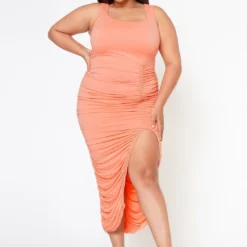 Plus Size Top Trend Ruched Bodycon Midi Dress